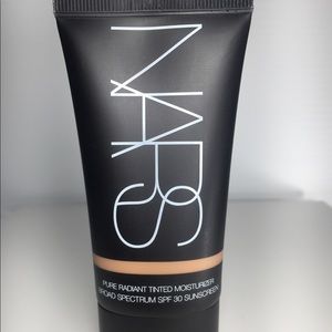 NARS Tinted Moisterizer: Malaga